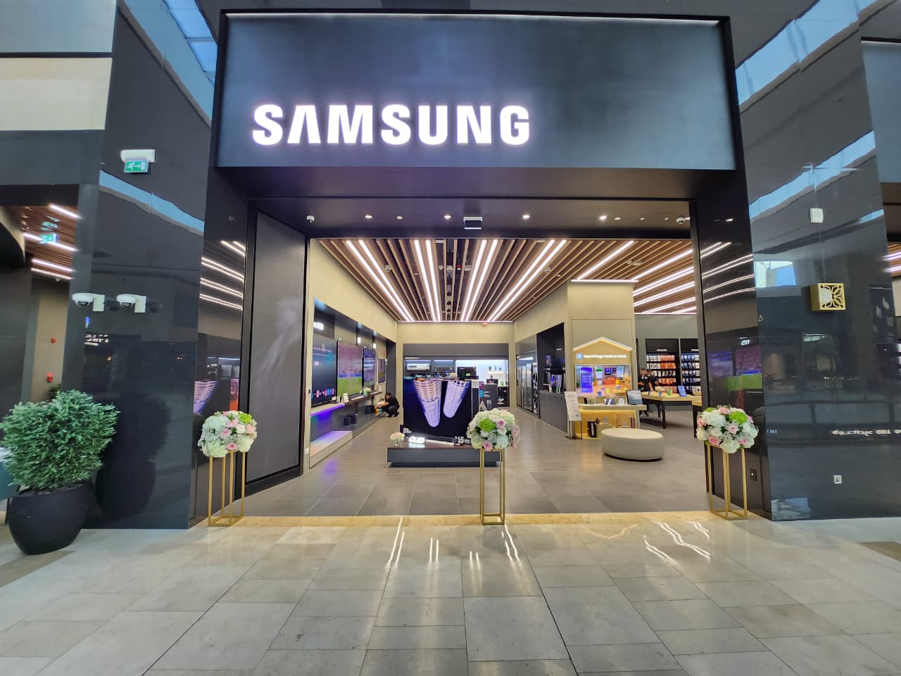2026 Samsung Store Yas Mall